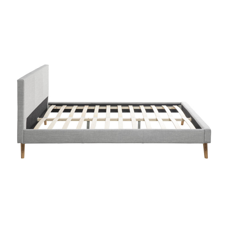 LYNOR - Cadre de lit style scandinave en tissu avec pieds bois - Gris clair - 160x200 cm