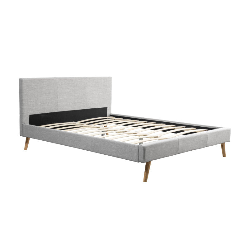 LYNOR - Cadre de lit style scandinave en tissu avec pieds bois - Gris clair - 160x200 cm