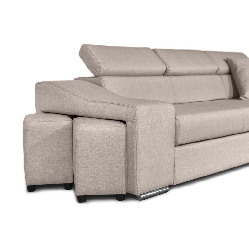 FERRO - Canapé d'angle réversible, convertible avec coffre et 2 poufs en tissu - Beige - Niche à gauche (vue de face)